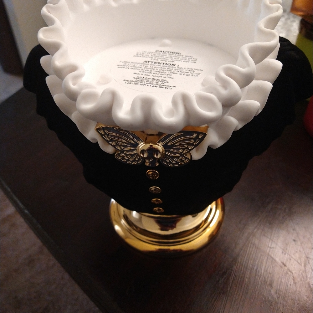BBW Madame Bust Headless 3 Wick Candle Holder - Picture 3 of 8